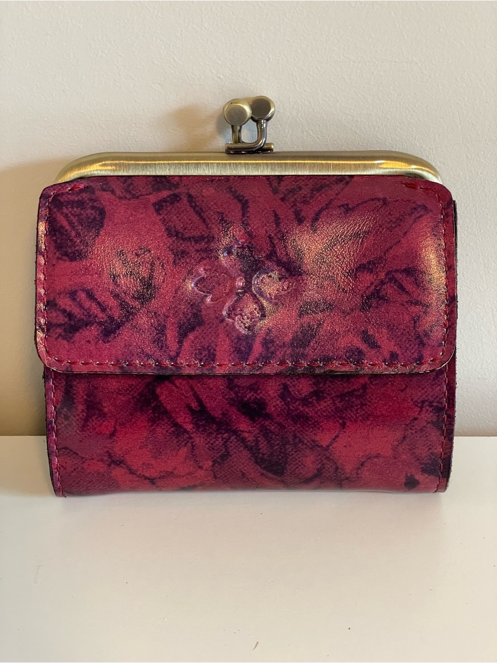 NWOT Patricia Nash Bi-Fold Frame Wallet Floral Raspberry Red & Black